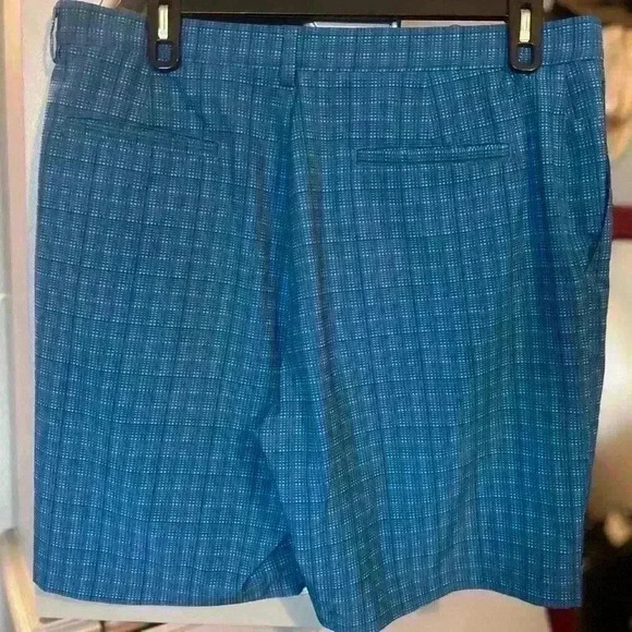 PGA Tour Shorts - Picture 3 of 4